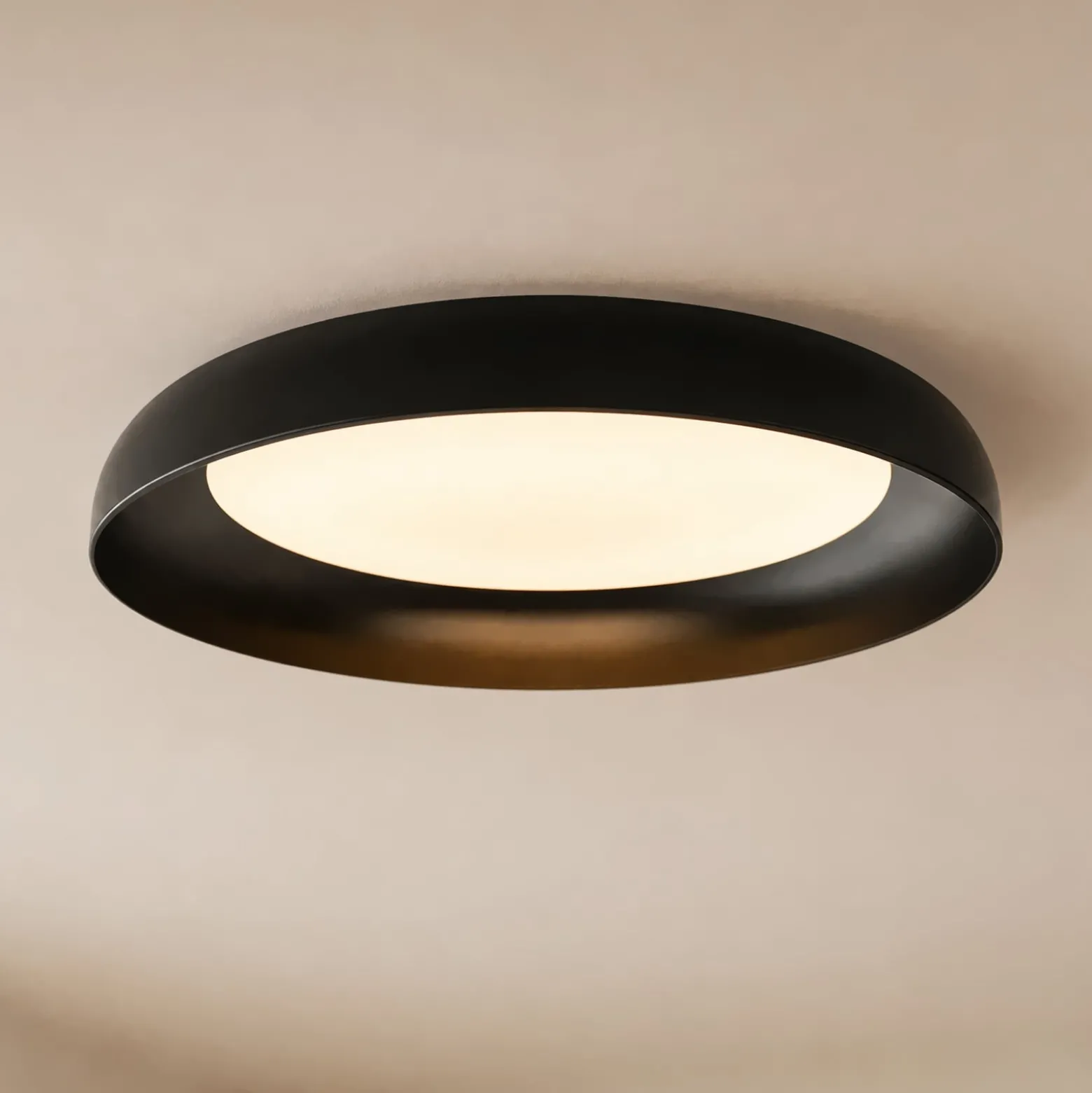 Lindby LED-Deckenleuchte Florie, schwarz, Metall, Ø 40 cm