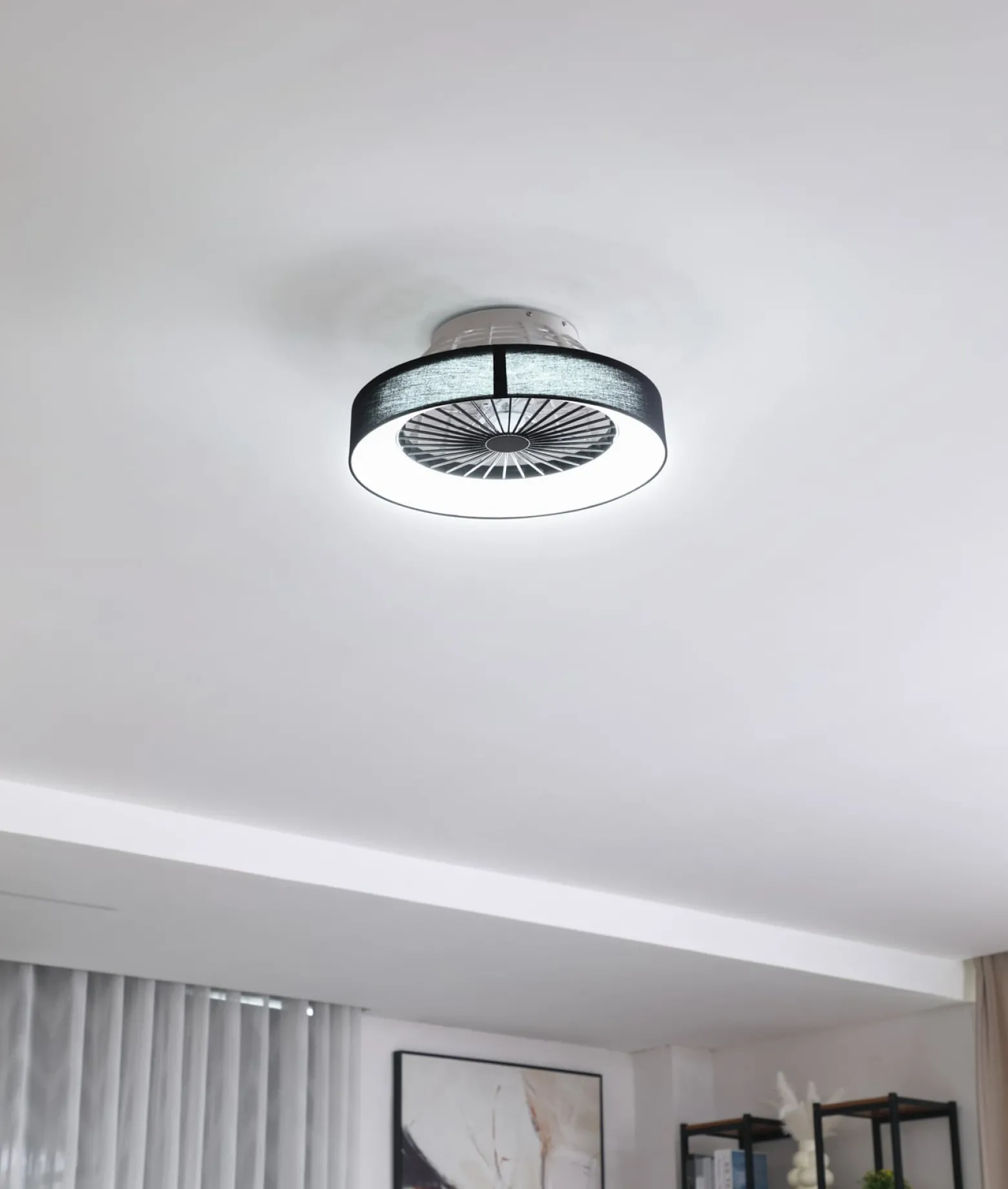 Lindby LED-Deckenventilator Mace, schwarz, leise, Ø 47 cm