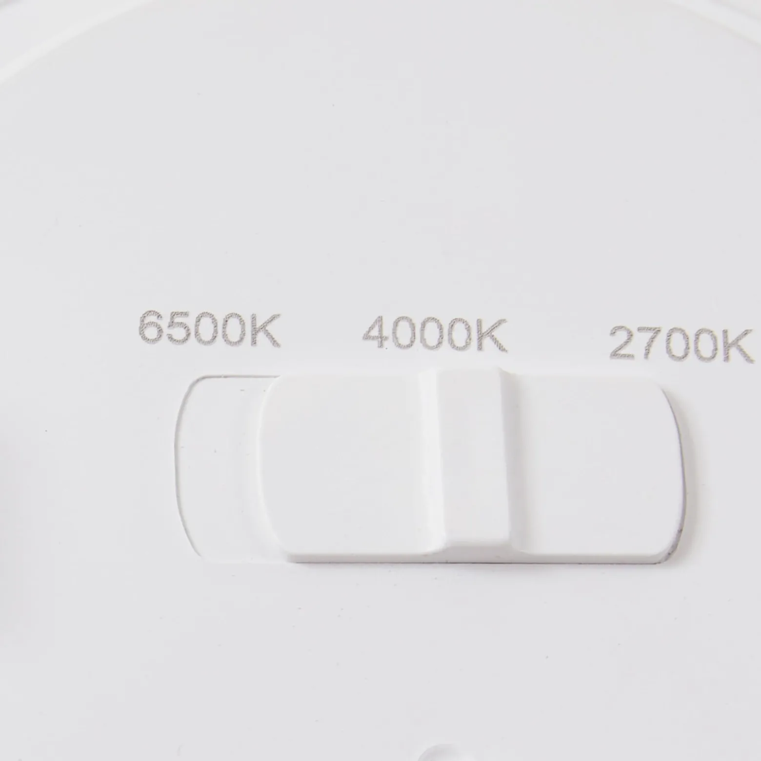 Lindby LED-Einbauleuchte Toka, 4,9 W, weiß, Kunststoff, CCT