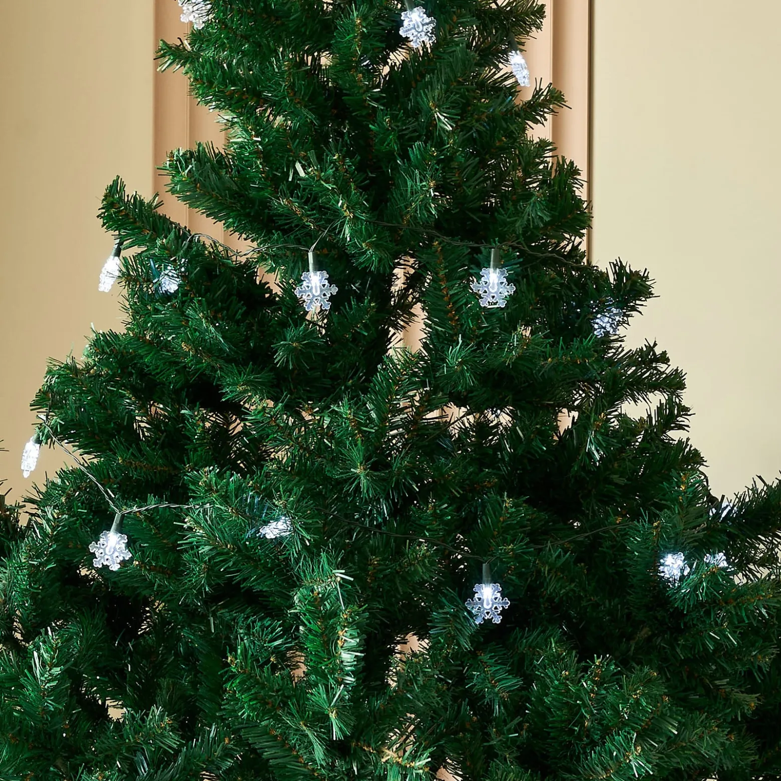 Lindby LED-Lichterkette Parrik, Schneeflocken, 620 cm, IP44