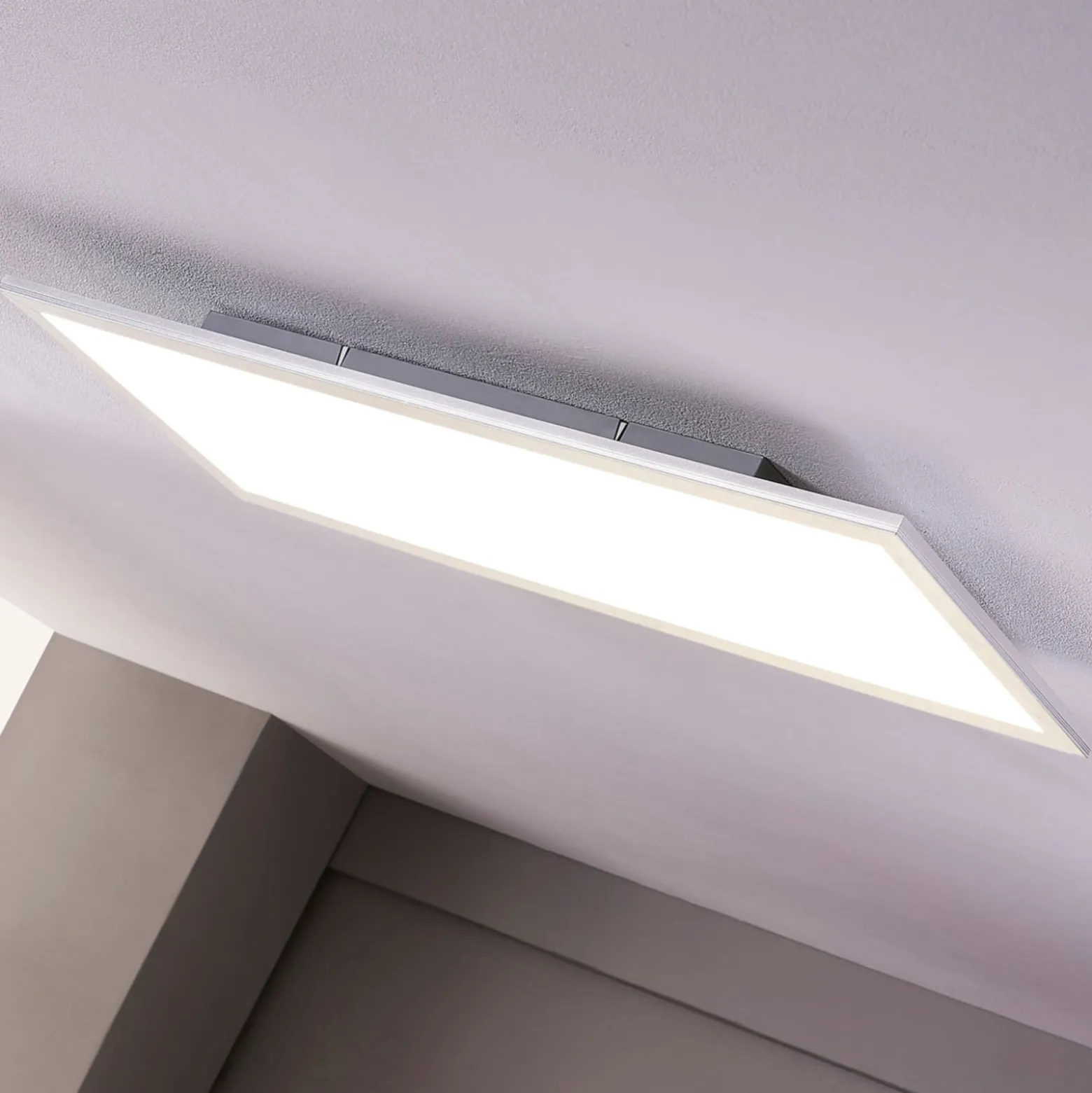 Lindby LED-Panel Livel, 4000K, 120cm x 30cm, silber, Metall