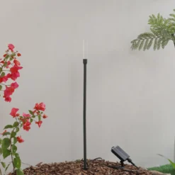 Lindby LED-Solarleuchte Balian, schwarz, Aluminium, 3.000 K