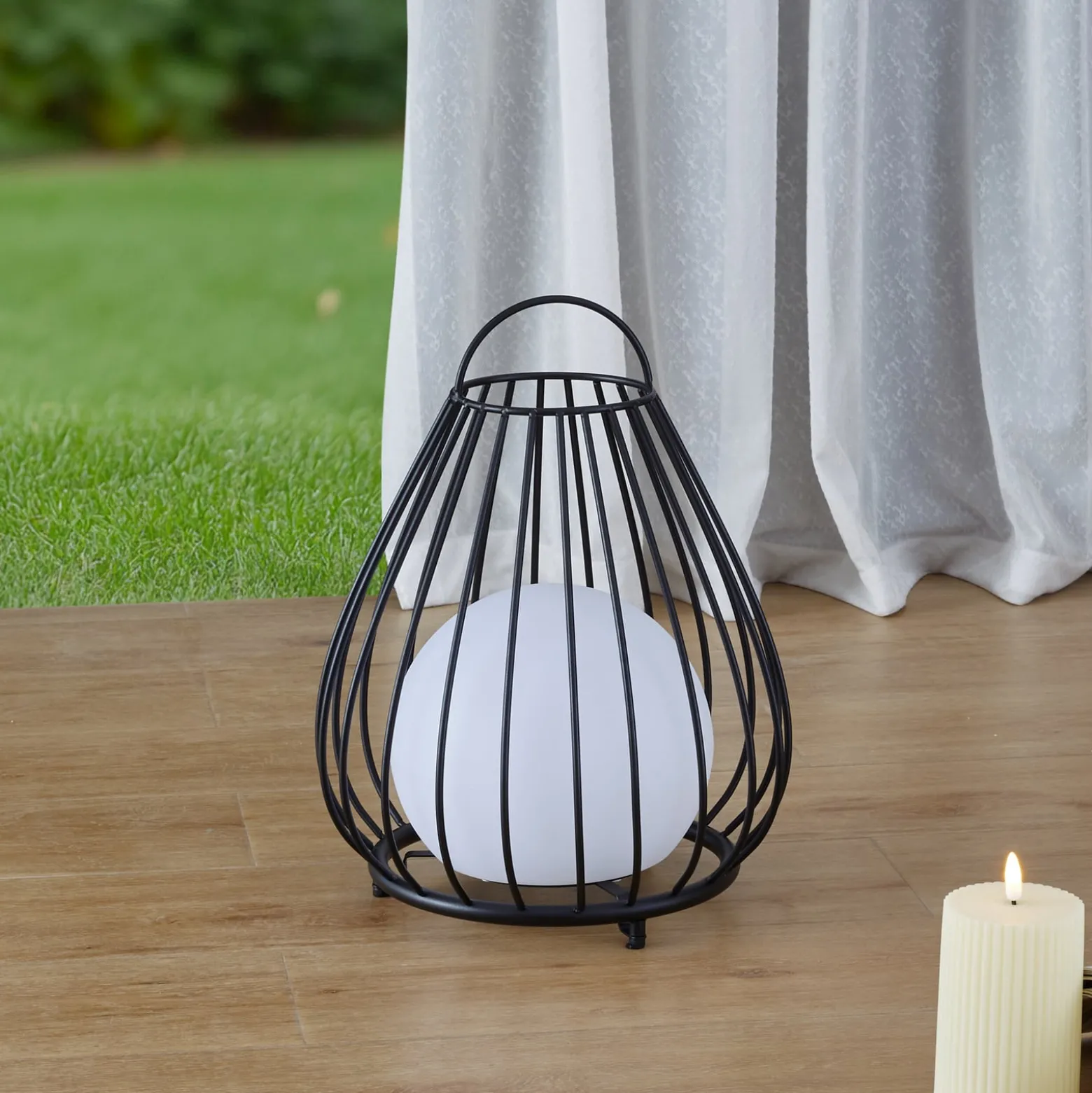 Lindby LED-Solarleuchte Kelda, schwarz, Metall, 38cm, dim.