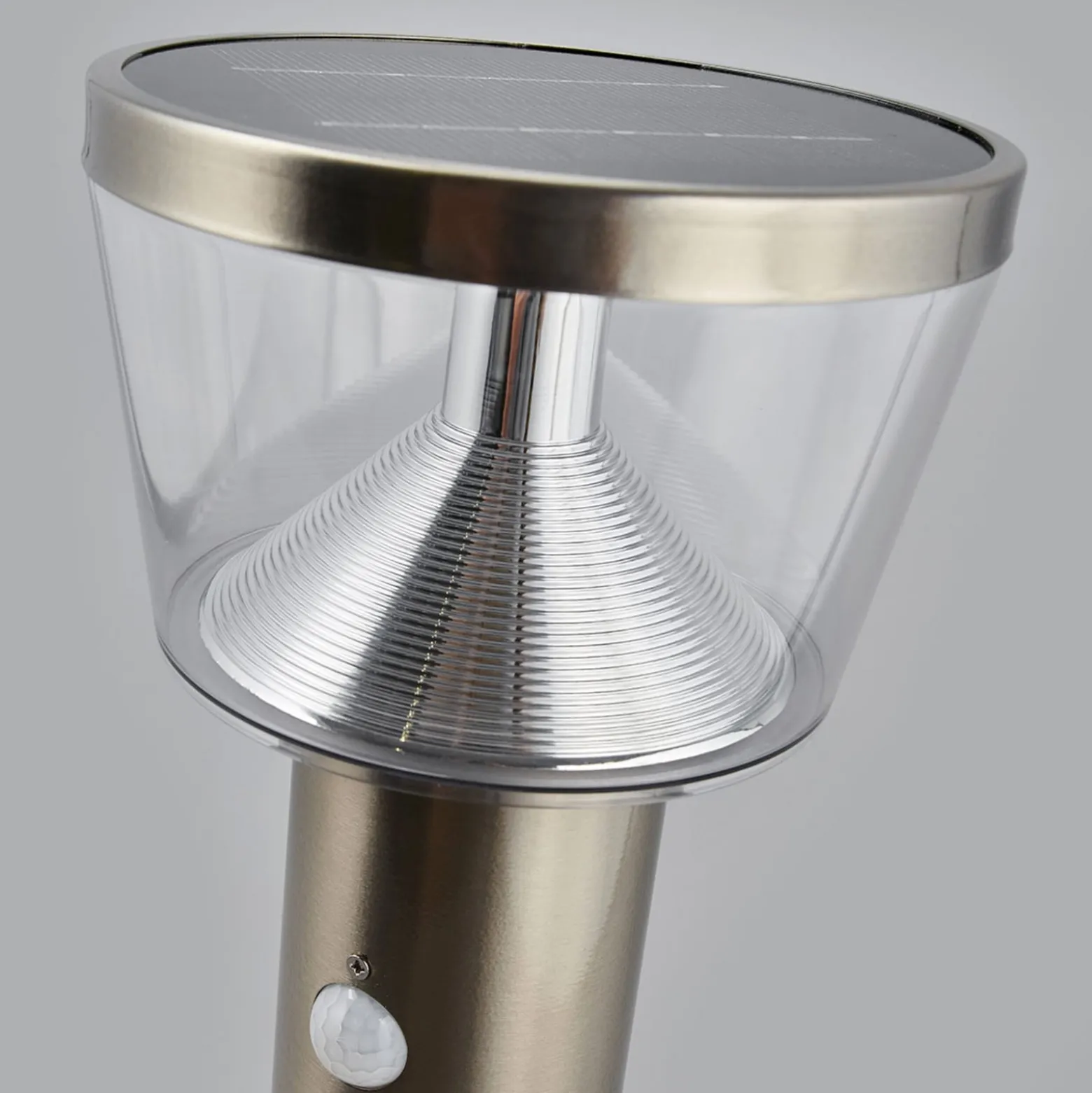 Lindby LED-Solar-Sockelleuchte Antje, Bewegungsmelder, IP44
