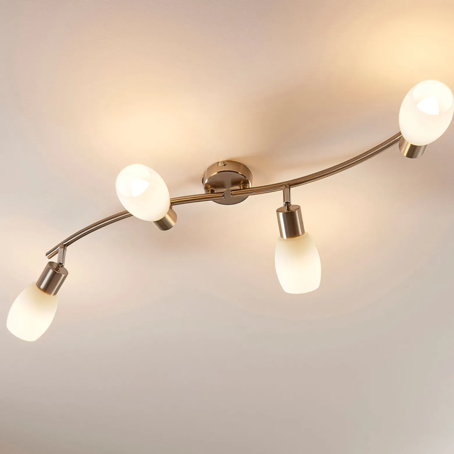 Lindby Strahler Arda, 70 cm, 4-flammig, nickel, Glas, E14