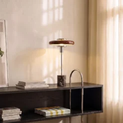 Lindby Tischleuchte Branford, Retro, burgund, Glas/Marmor