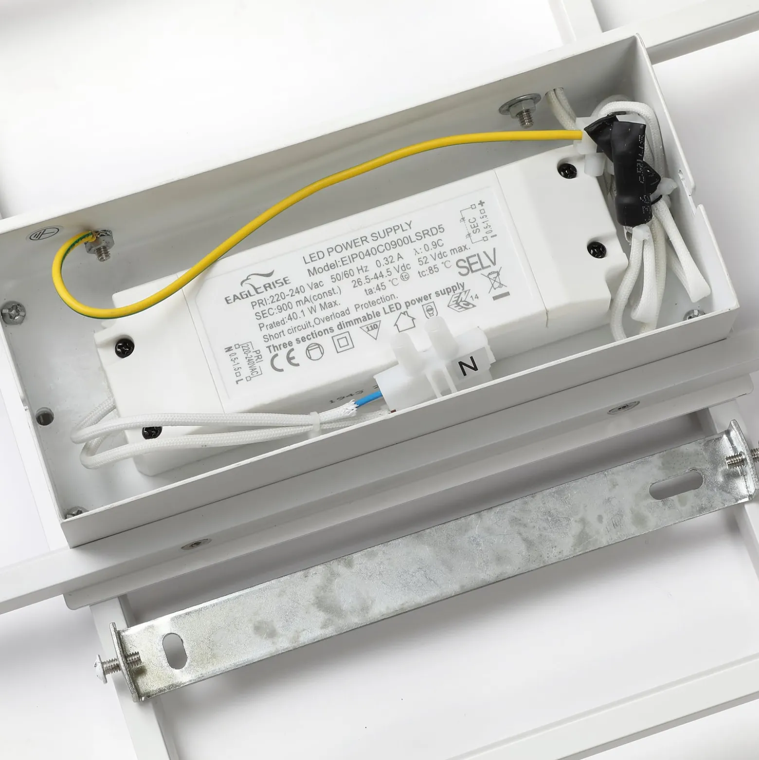 Lindby Tomke LED-Deckenleuchte in Weiß, dimmbar