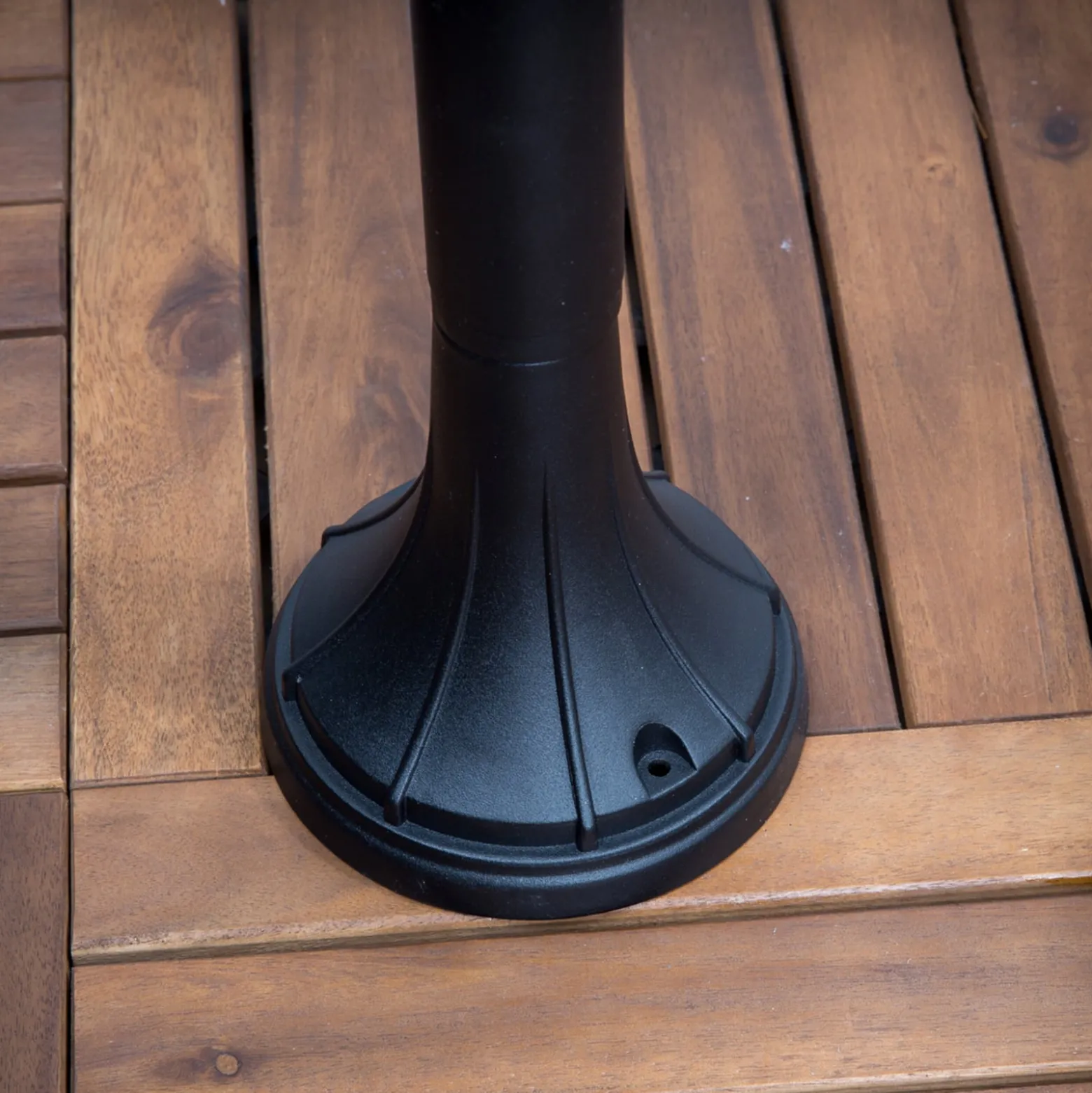 Lindby Wegeleuchte Daphne, 120 cm, schwarz, Metall, E27