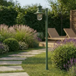 Lindby Wegeleuchte Eloretta, grün, 110 cm, Stahl, IP44, E27