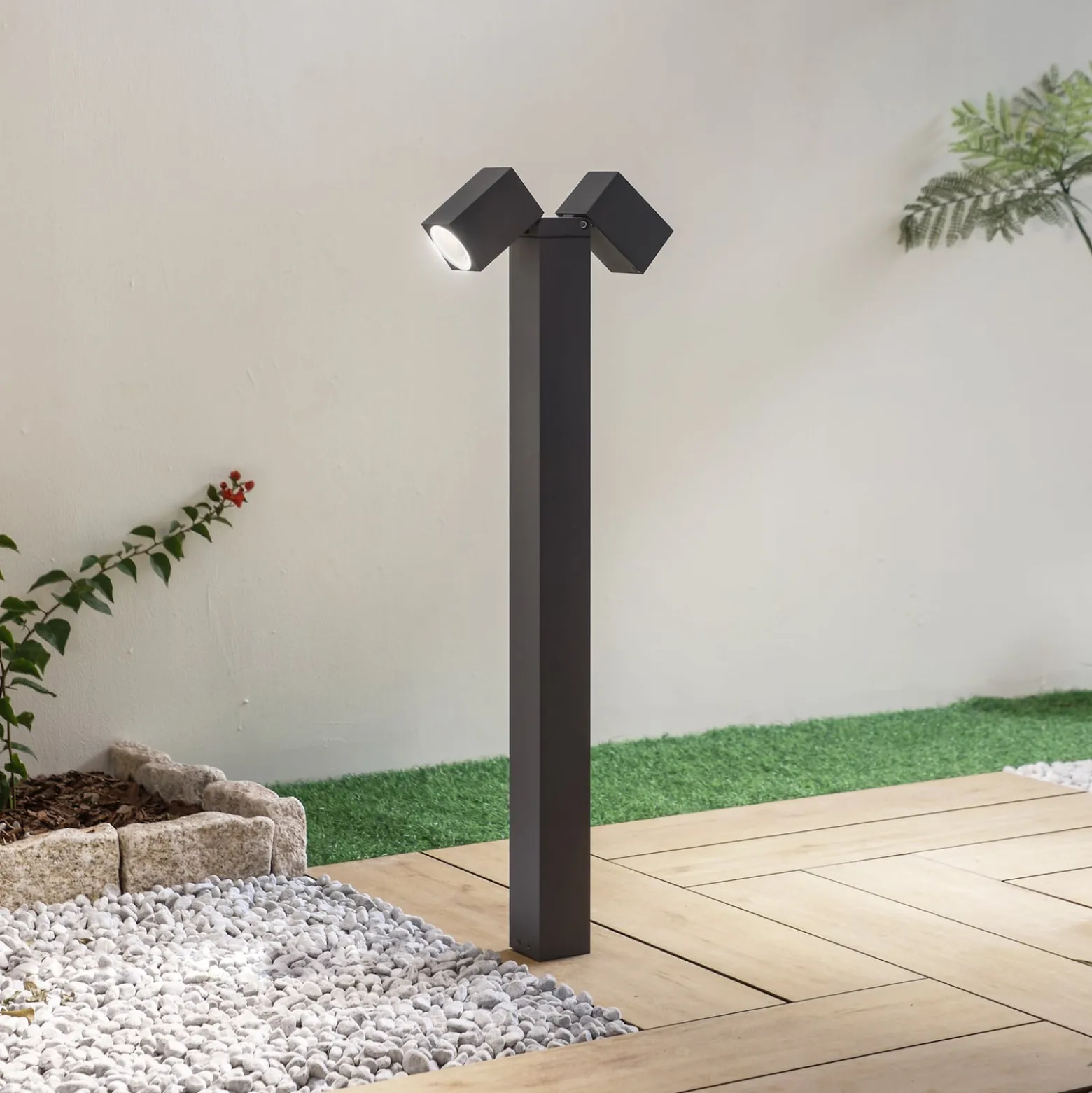 Lindby Wegeleuchte Othil, 2-flg., 80 cm, anthrazit, Metall