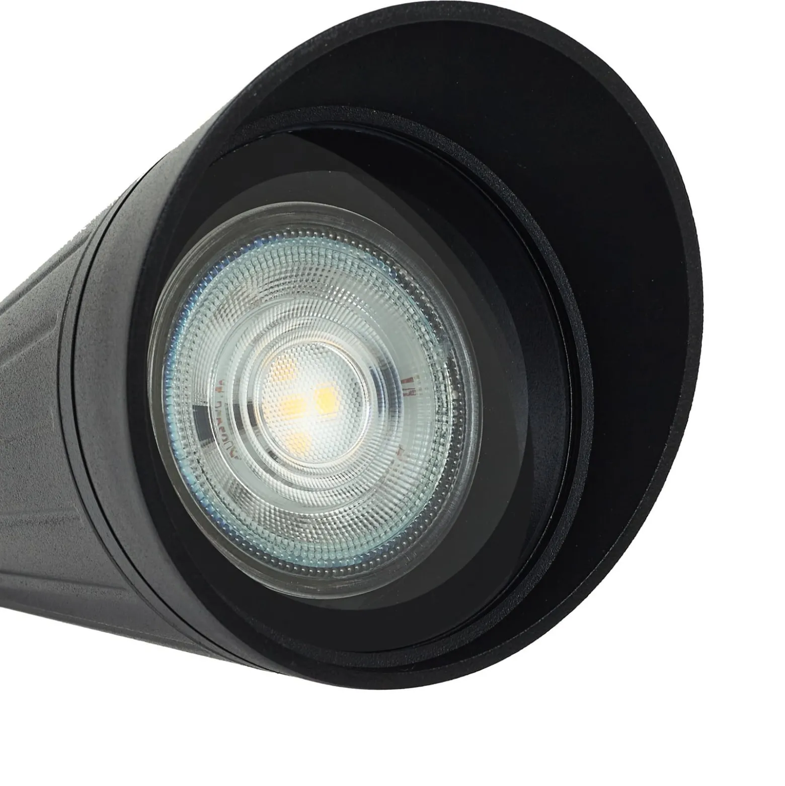 Lindby Wegeleuchte Sorvete, schwarz, Metall, 3-flg., 83cm