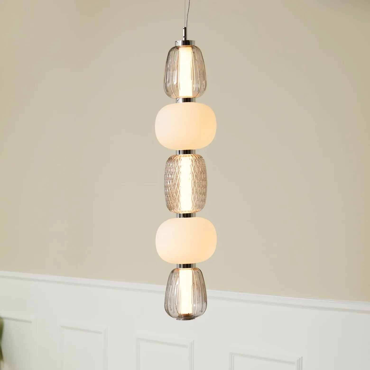 LOOM DESIGN LED-Hängelampe Pearl 5 grau/chrom Glas Höhe 78cm