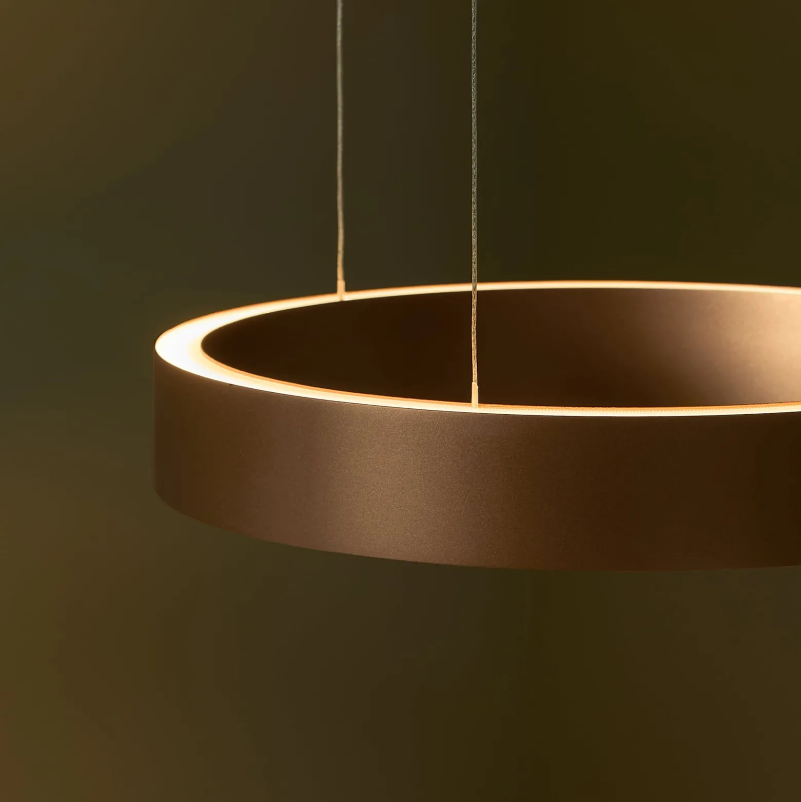 LOOM DESIGN LED-Hängelampe Velora karamellbraun, Ø40cm, dim.