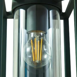 Lucande Außenwandlampe Ferda, Sensor Fassung unten, grün