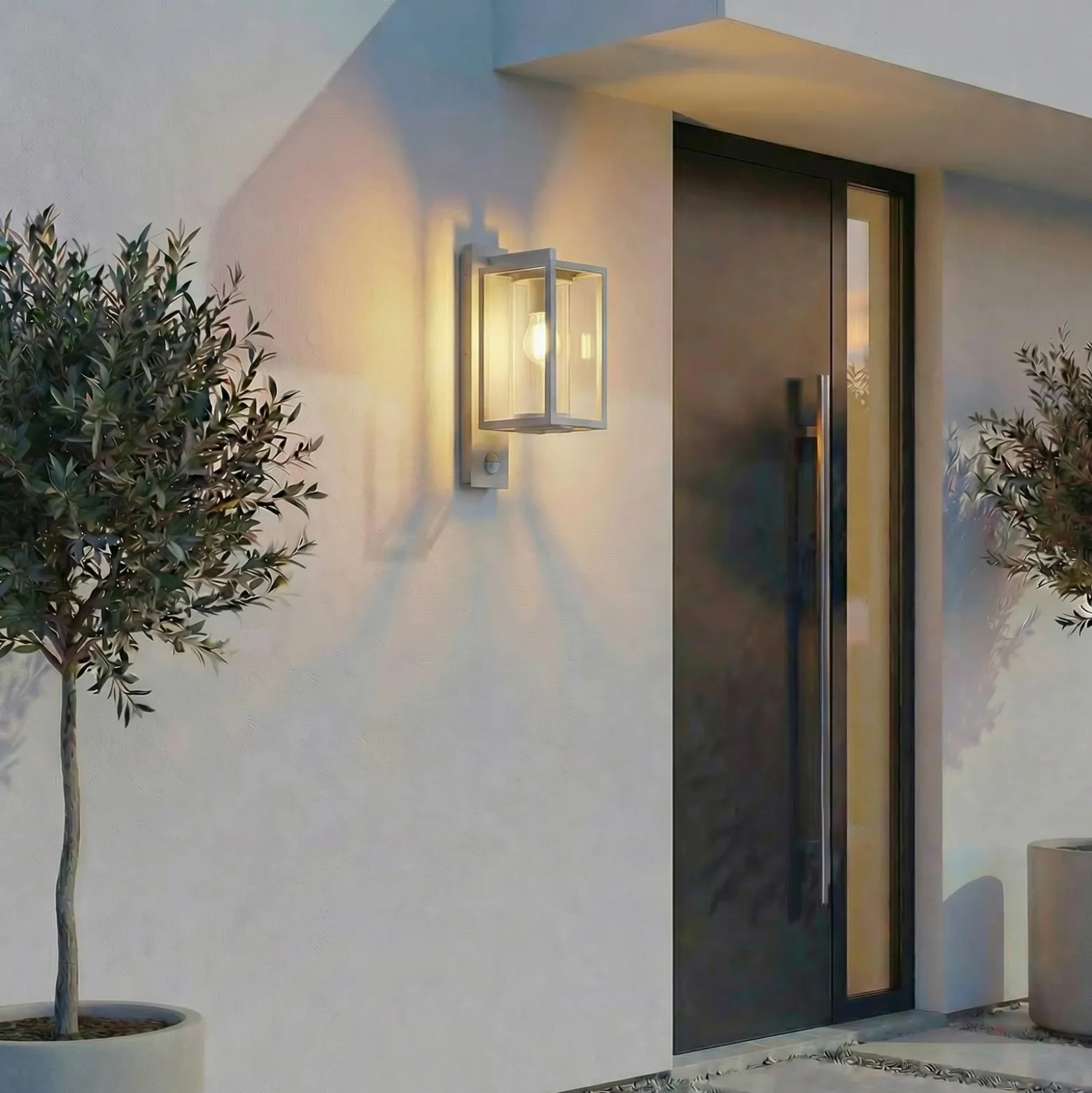 Lucande Außenwandlampe Ferda, Sensor, Fassung unten hellgrau