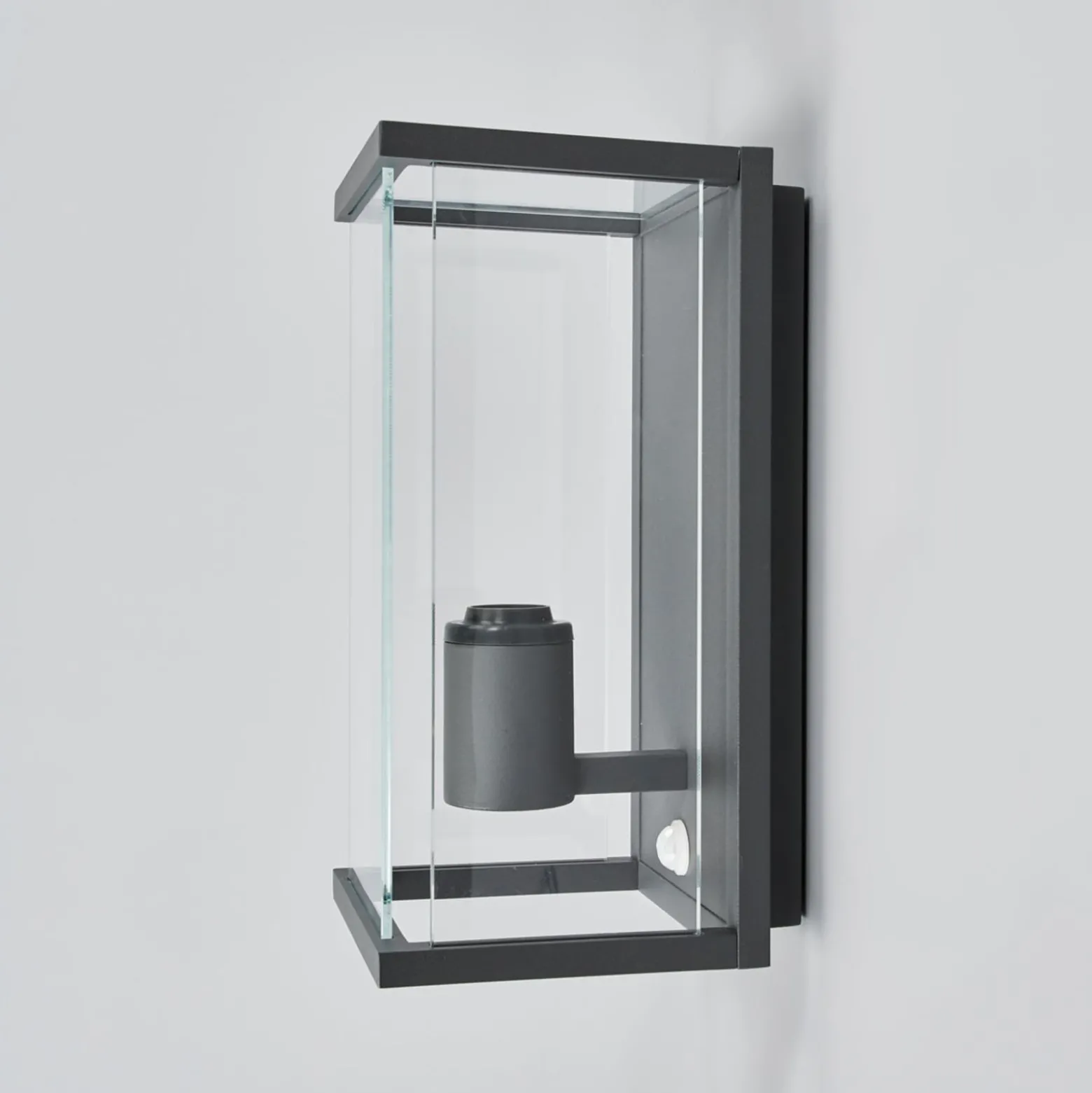 Lucande Außenwandleuchte Annalea, 29cm, 1-flg., IP54, Sensor