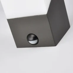 Lucande Außenwandleuchte Kiran, Sensor, grau, IP44, E27