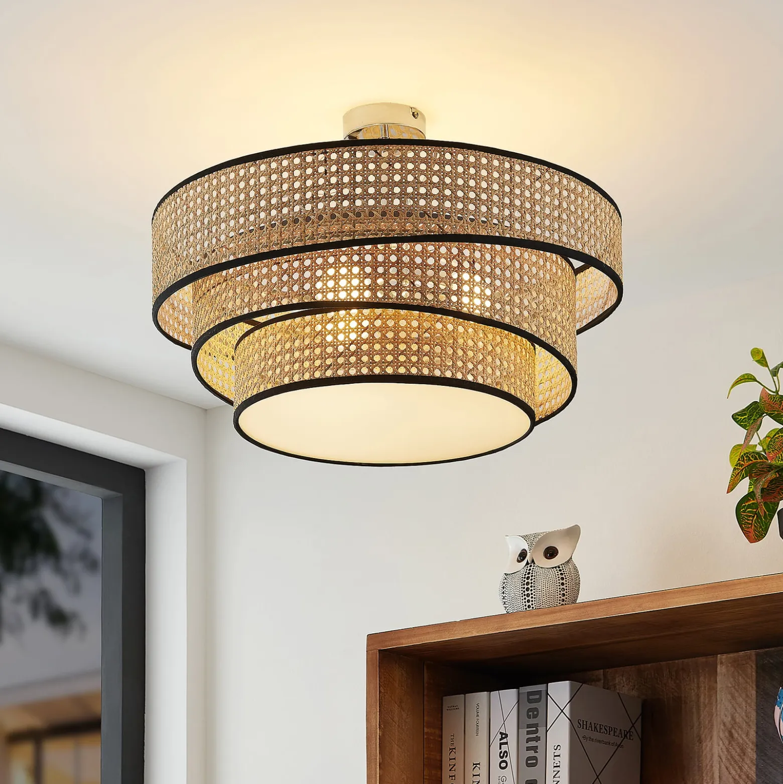 Lucande Deckenleuchte Elowen, Ø 56 cm, Rattan, Bambus