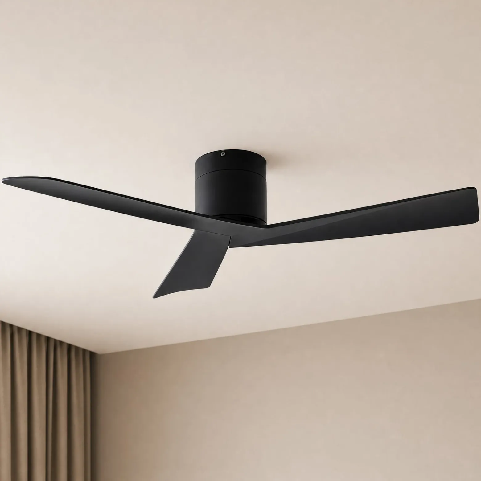 Lucande Deckenventilator Ventoro, Ø 132 cm, schwarz, Metall
