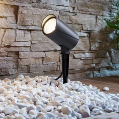 Lucande LED-Außenstrahler Anton, Erdspieß, anthrazit, Metall