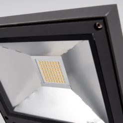Lucande LED-Außenstrahler Maica, anthrazit, schwenkbar, IP65