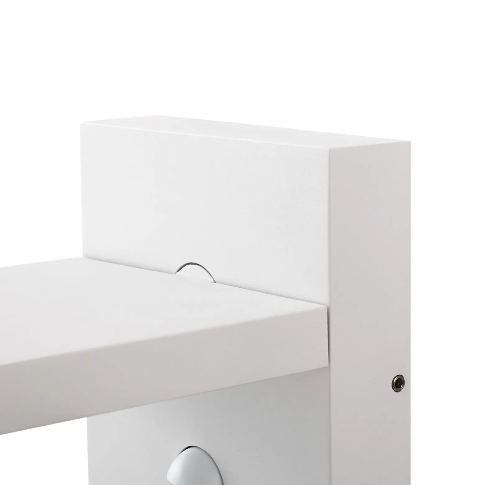 Lucande LED-Außenwandlampe Silvan, weiß, Sensor, IP54, 16cm