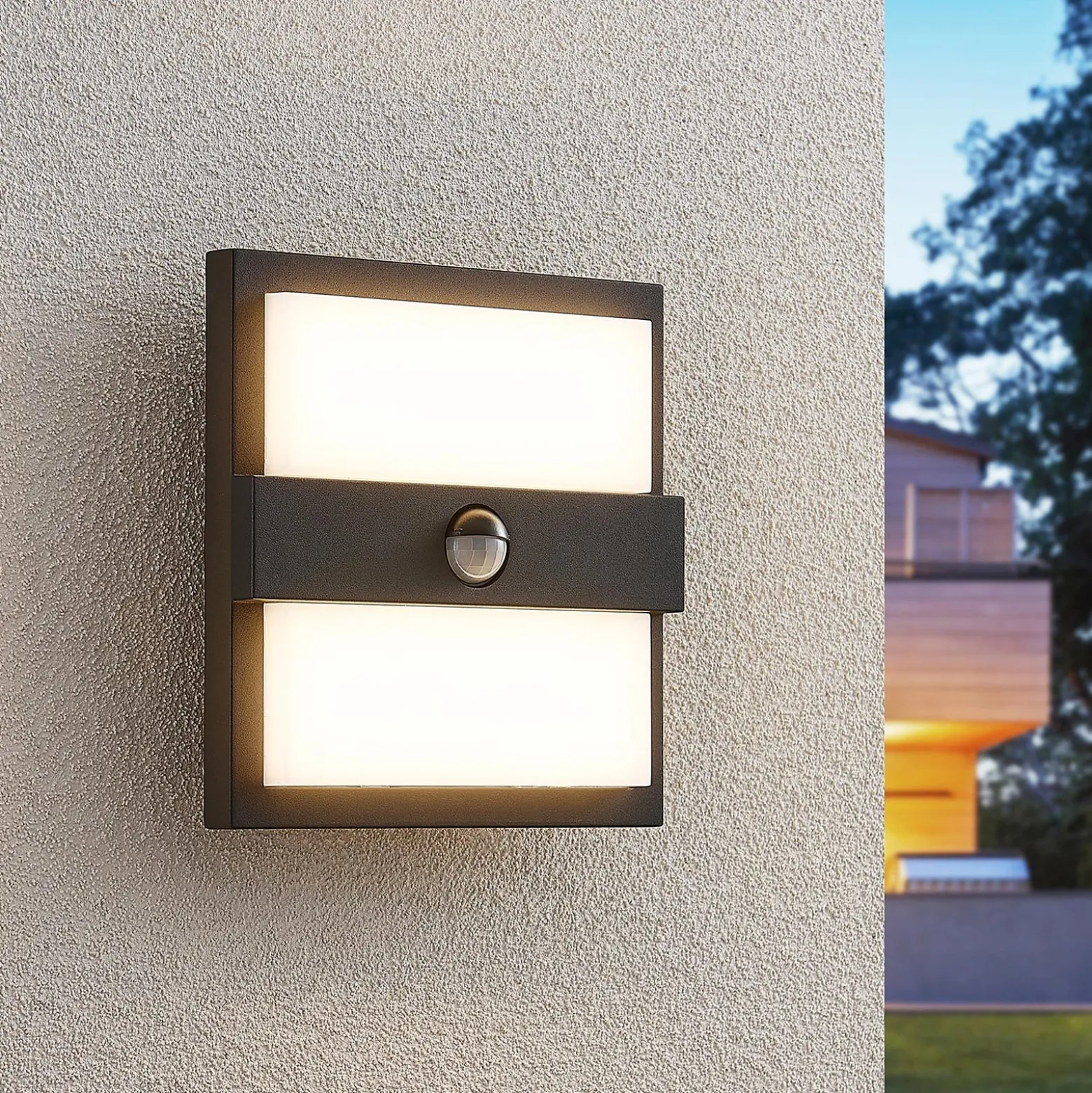 Lucande LED-Außenwandleuchte Gylfi, 20 cm, schwarz, Sensor