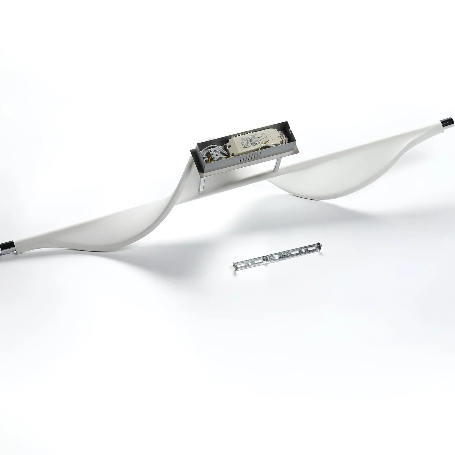Lucande LED-Deckenlampe Edano, 122 cm, weiß, Textil, dimmbar