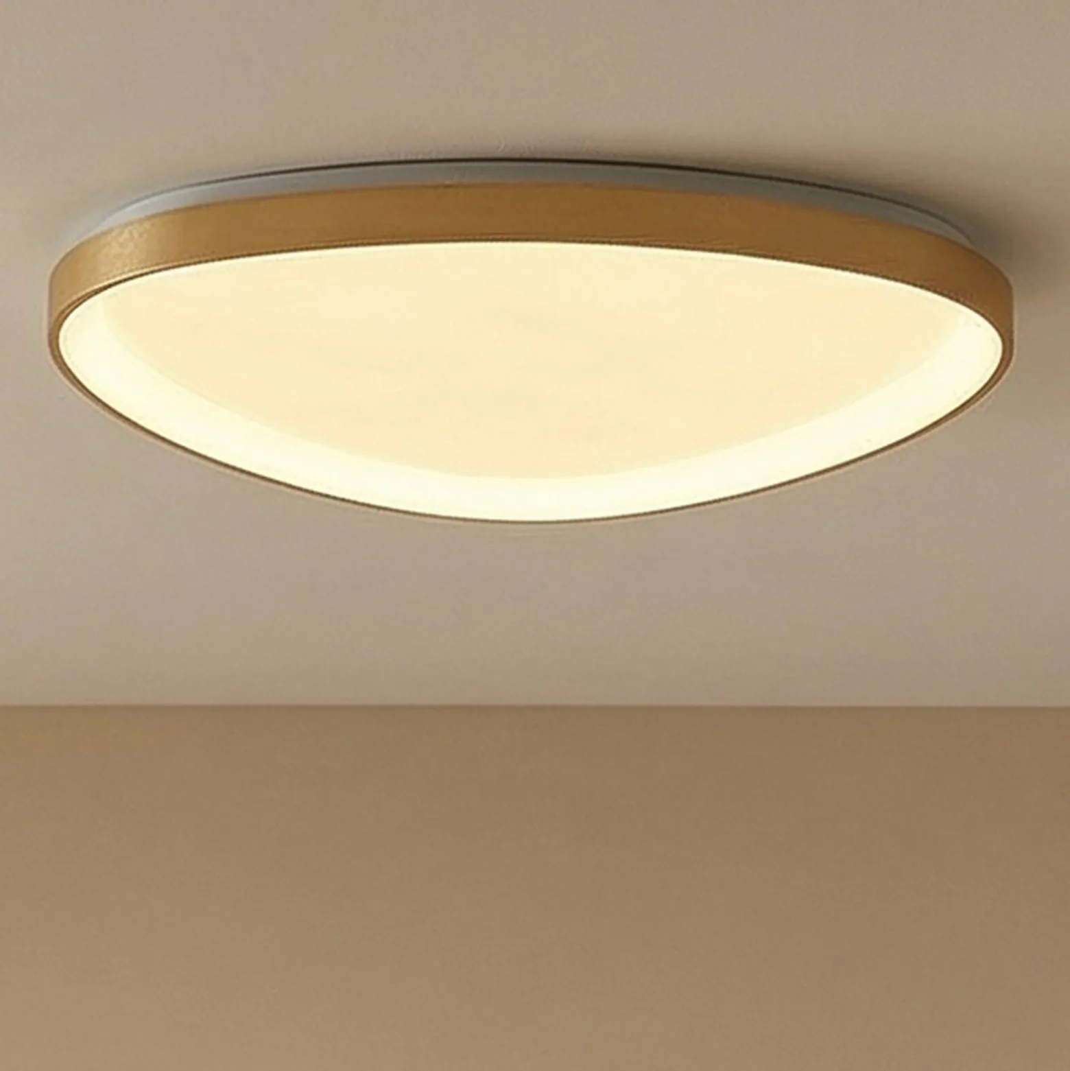 Lucande LED-Deckenleuchte Asken, 61 cm, gold, CCT, dimmbar