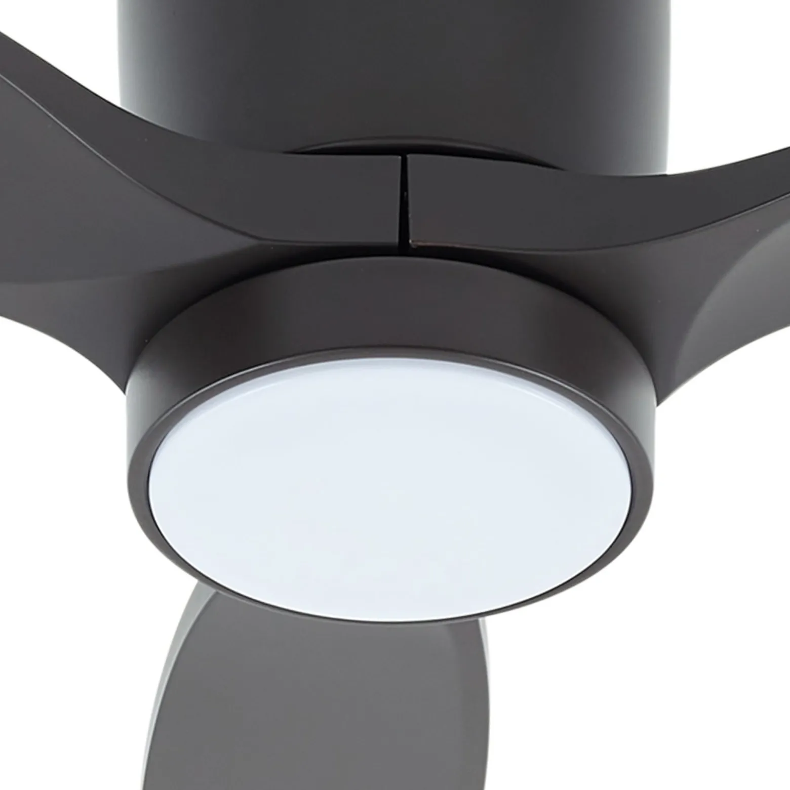 Lucande LED-Deckenventilator Sorin, schwarz, DC, leise, IP44