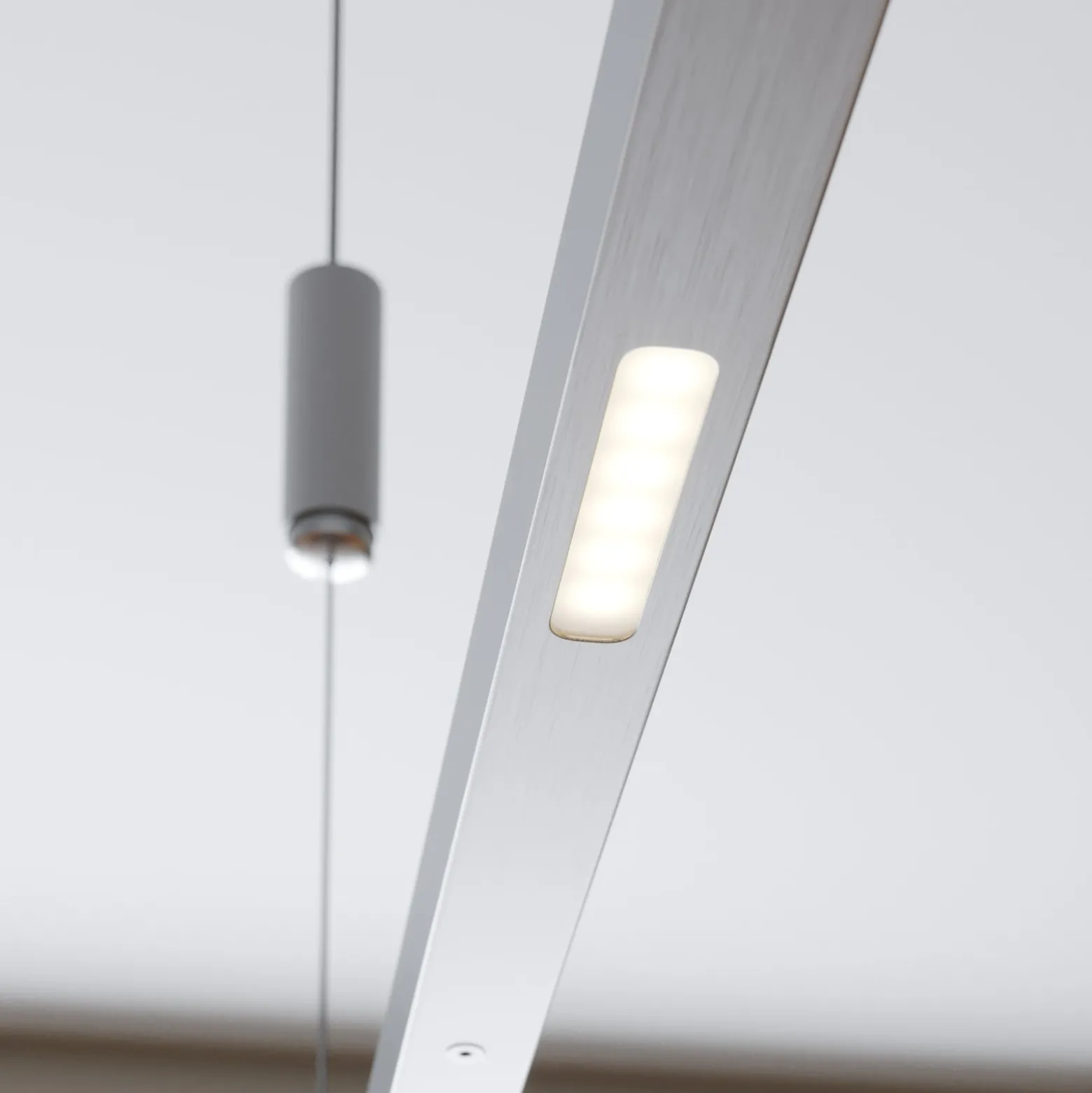 Lucande LED-Pendellampe Arnik, 180 cm, nickelfarben, dimmbar