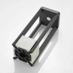 Lucande LED-Sockelleuchte Kalisa, IP65, 42 cm, grau, Metall