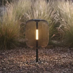 Lucande LED-Solarerdspießleuchte Faylen, schwarz, IP65