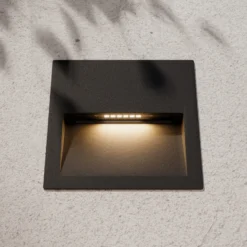Lucande LED-Wandeinbauleuchte Loya, 11,5x11,5 cm, grau, IP54