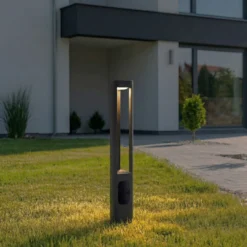 Lucande LED-Wegeleuchte Pirron, Höhe 80 cm, Steckdose, IP54