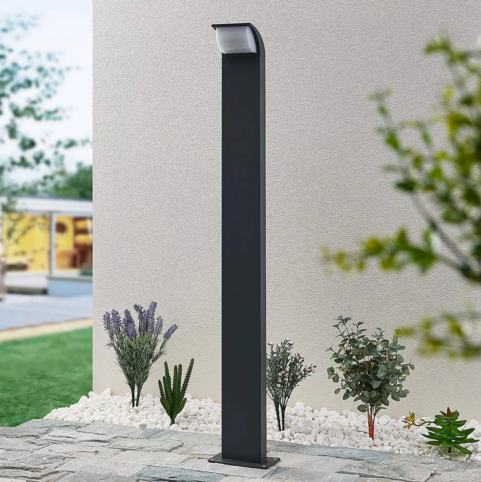 Lucande LED-Wegeleuchte Tinna, 100 cm, anthrazit, IP65