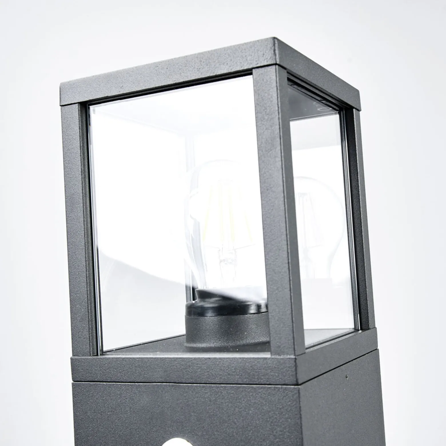 Lucande Wegeleuchte Klemens, 90 cm, Sensor, anthrazit, E27