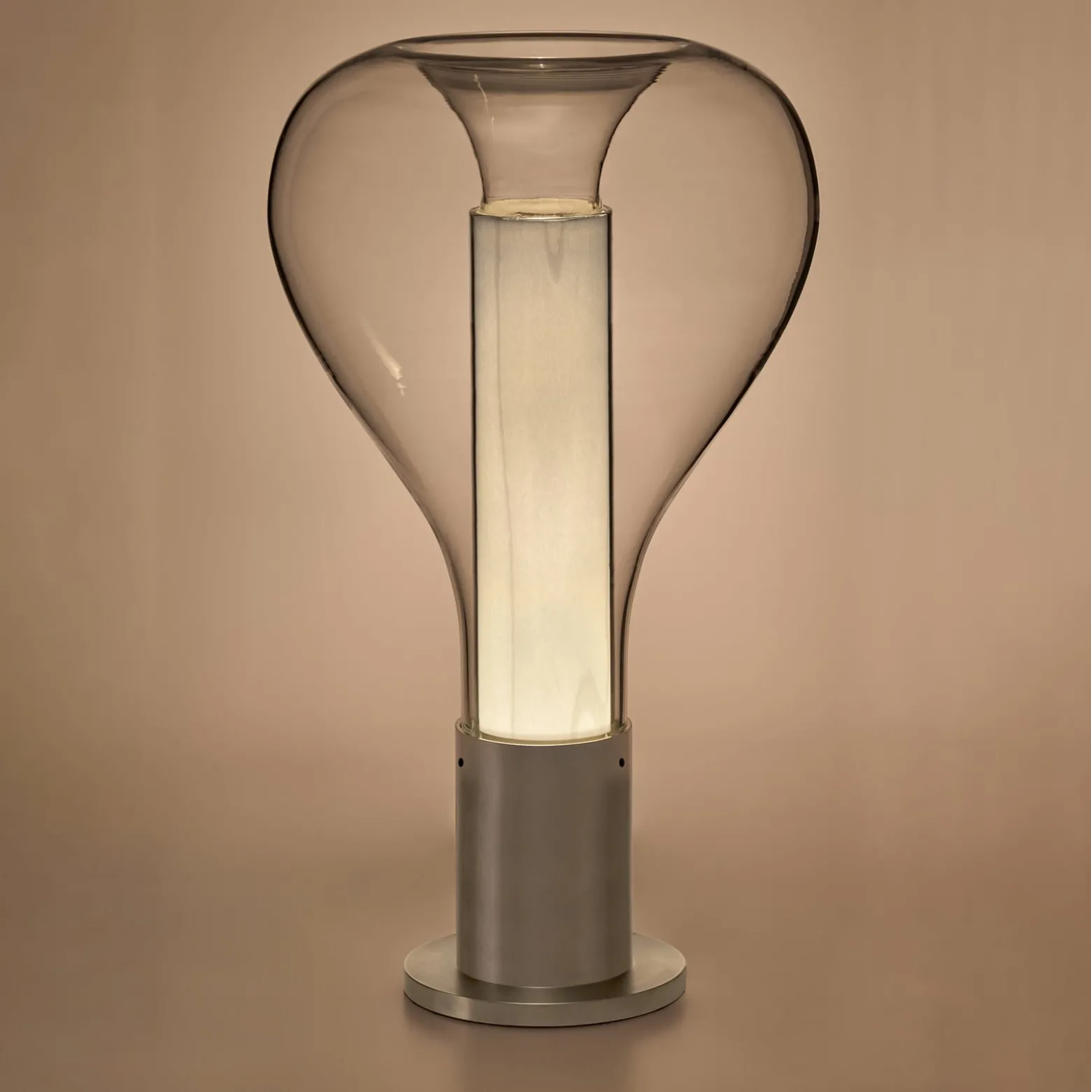 LZF Eris LED-Tischlampe Glas aluminium/elfenbein