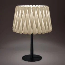 LZF Lola Medium Tischleuchte, schwarz/elfenbein