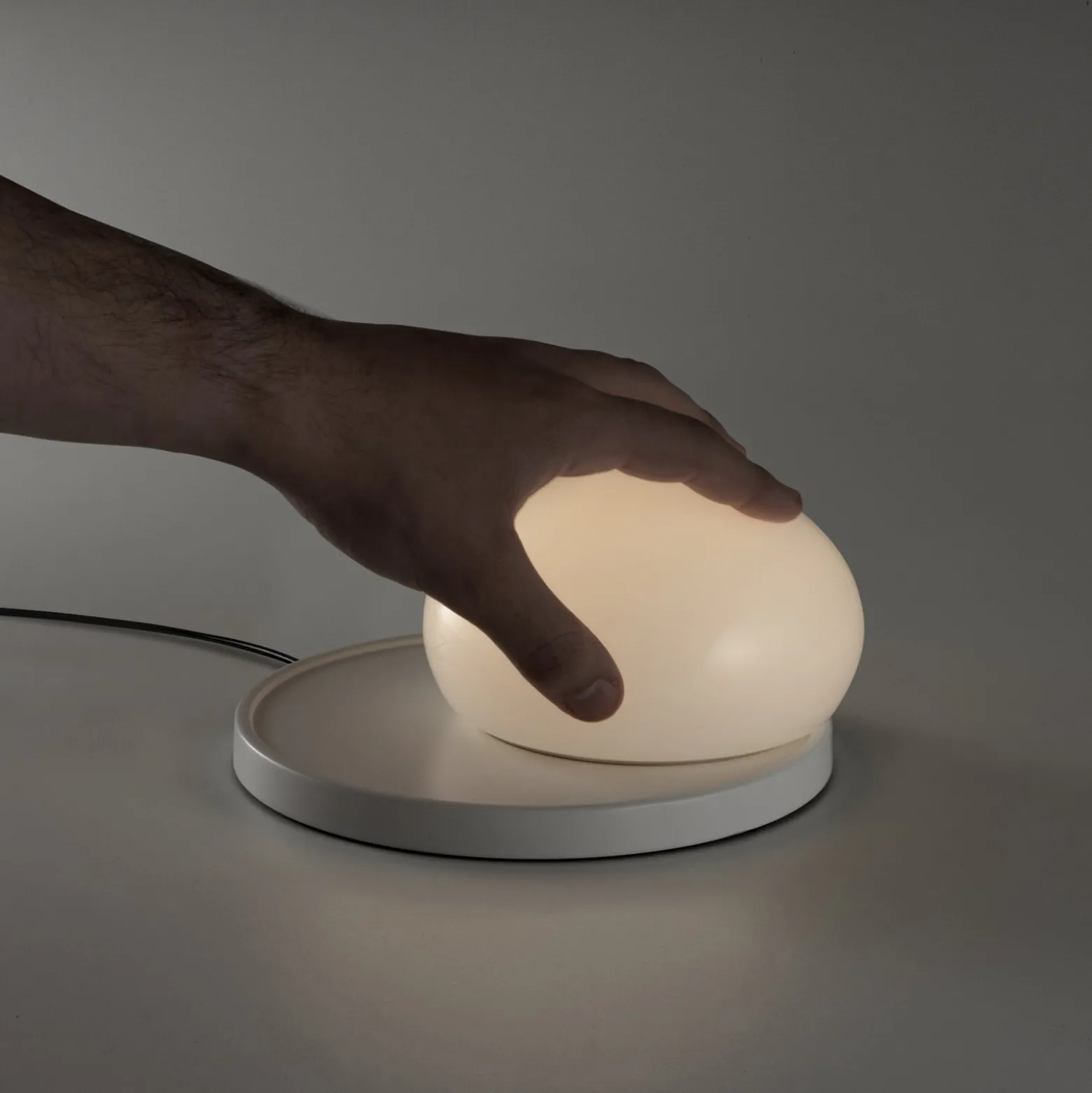 MARSET Bolita LED-Tischlampe, dimmbar weiß