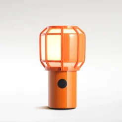 MARSET Chispa LED-Akku-Terrassenlampe IP44 orange