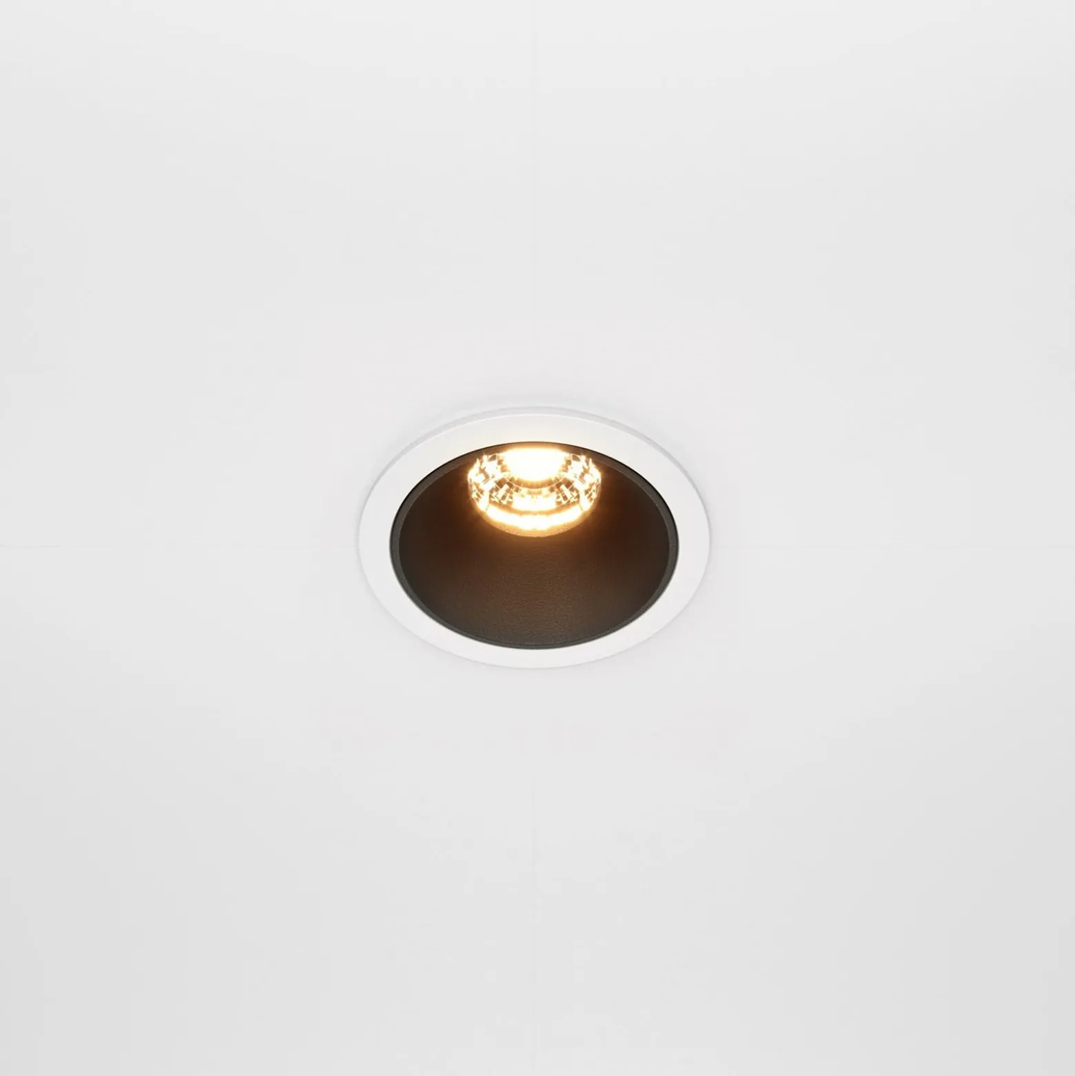 Maytoni Einbaulampe Alfa, schwarz/weiß, Ø 6,5 cm, 10 W, 36°