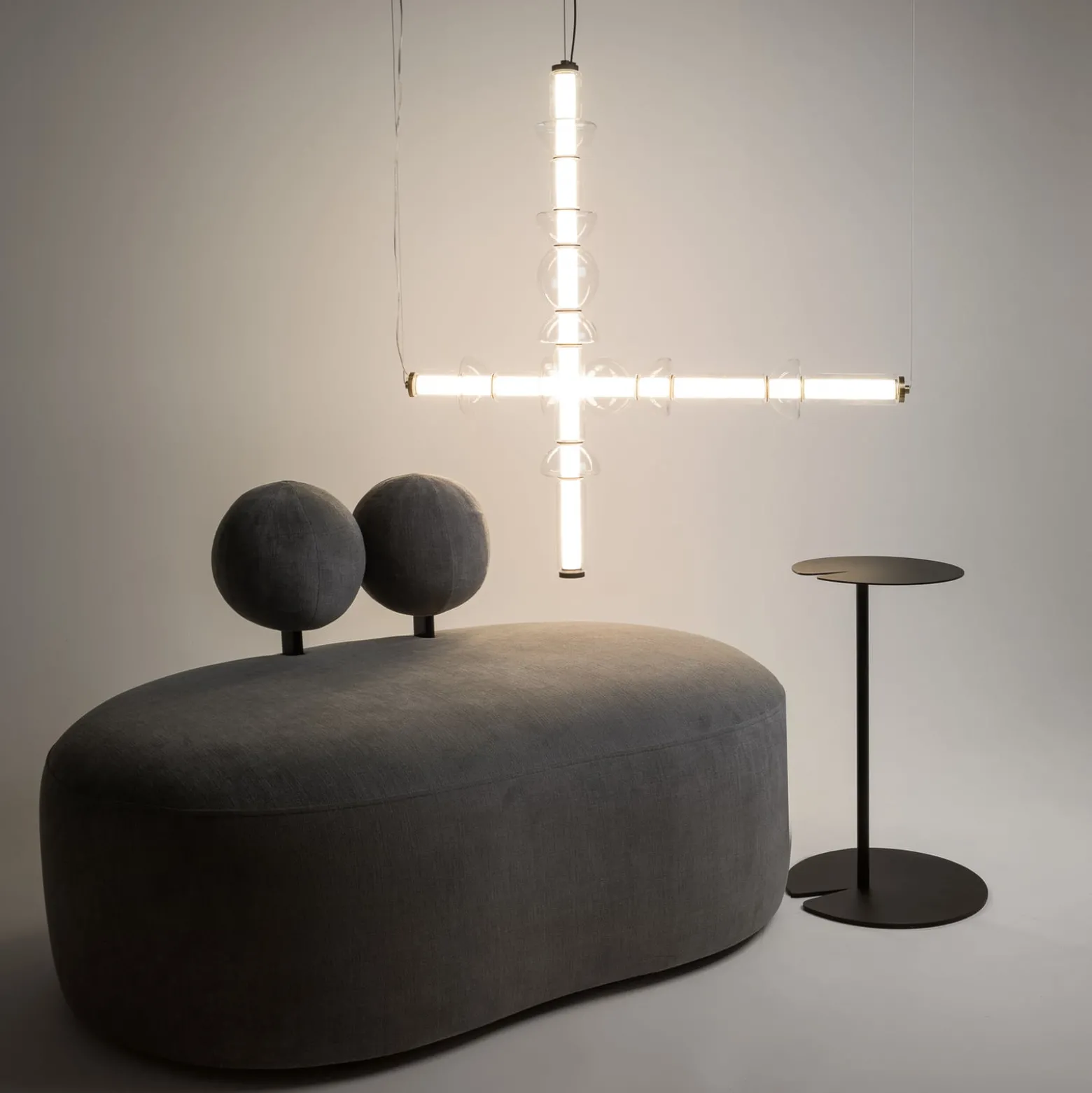 Maytoni LED-Hängeleuchte Cosmo, messing, Länge 98 cm, Glas
