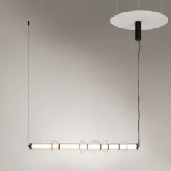 Maytoni LED-Hängeleuchte Cosmo, schwarz, Länge 98 cm, Glas