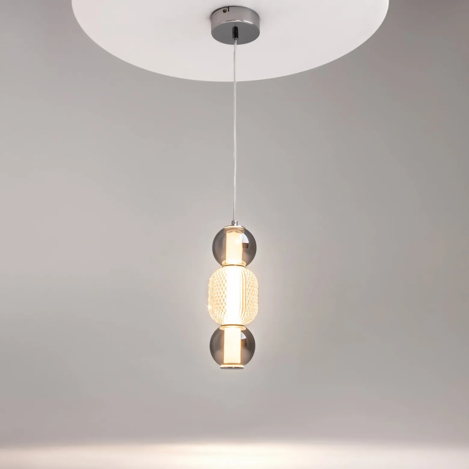 Maytoni LED-Hängeleuchte Drop, chromfarben, Ø 12 cm, Glas