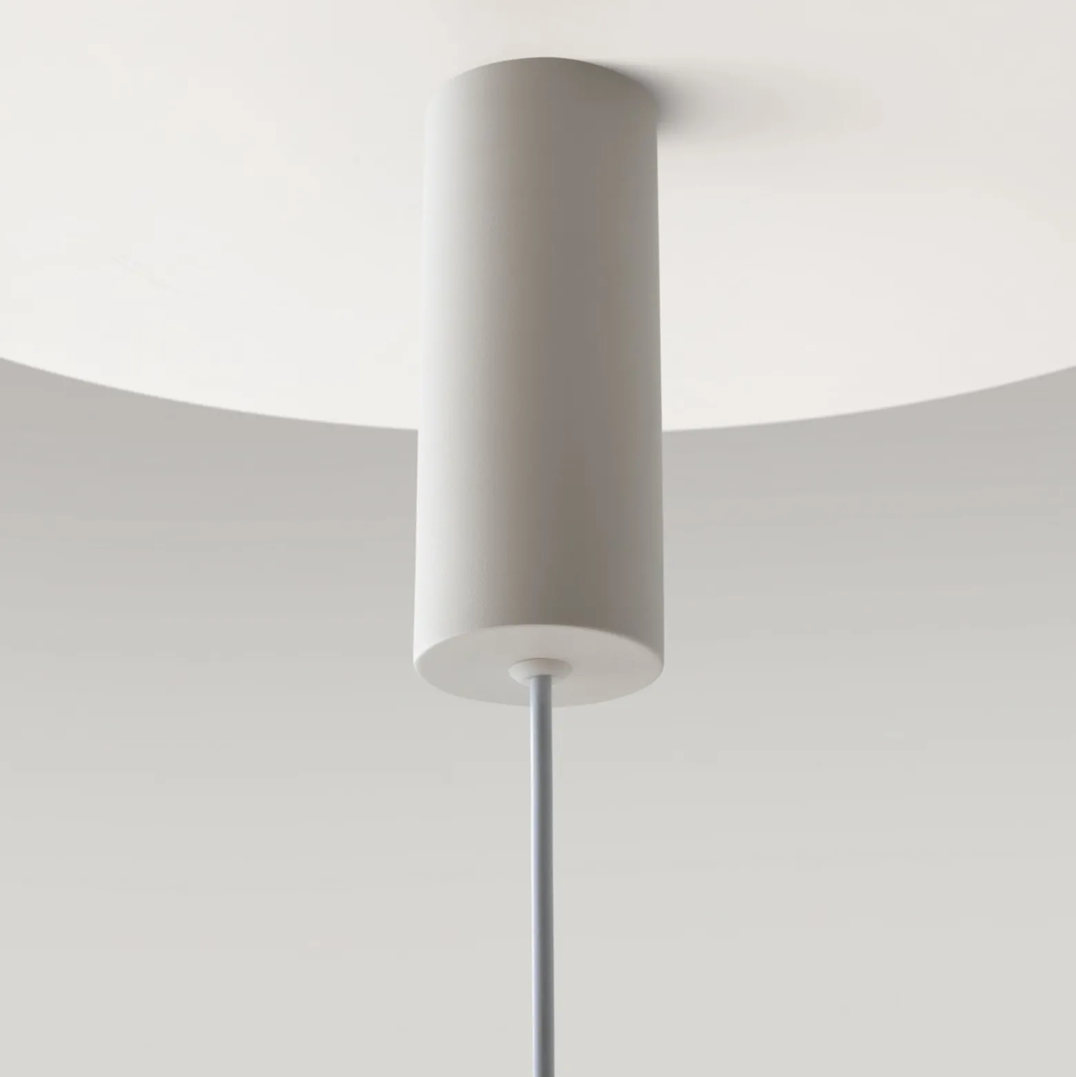 Maytoni LED-Hängeleuchte Gerhard, Ø 40 cm, weiß, Metall