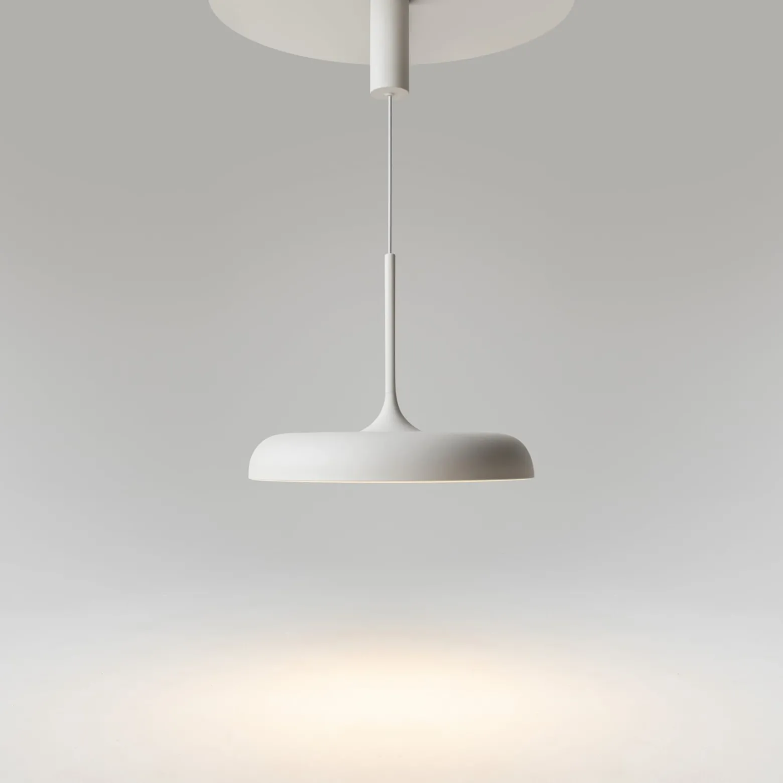 Maytoni LED-Hängeleuchte Gerhard, Ø 40 cm, weiß, Metall