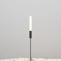 Maytoni LED-Wegeleuchte Flare, 59cm, Erdspieß, graphit, IP65