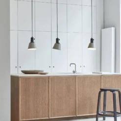 midgard K831 Hängeleuchte, betongrau emailliert