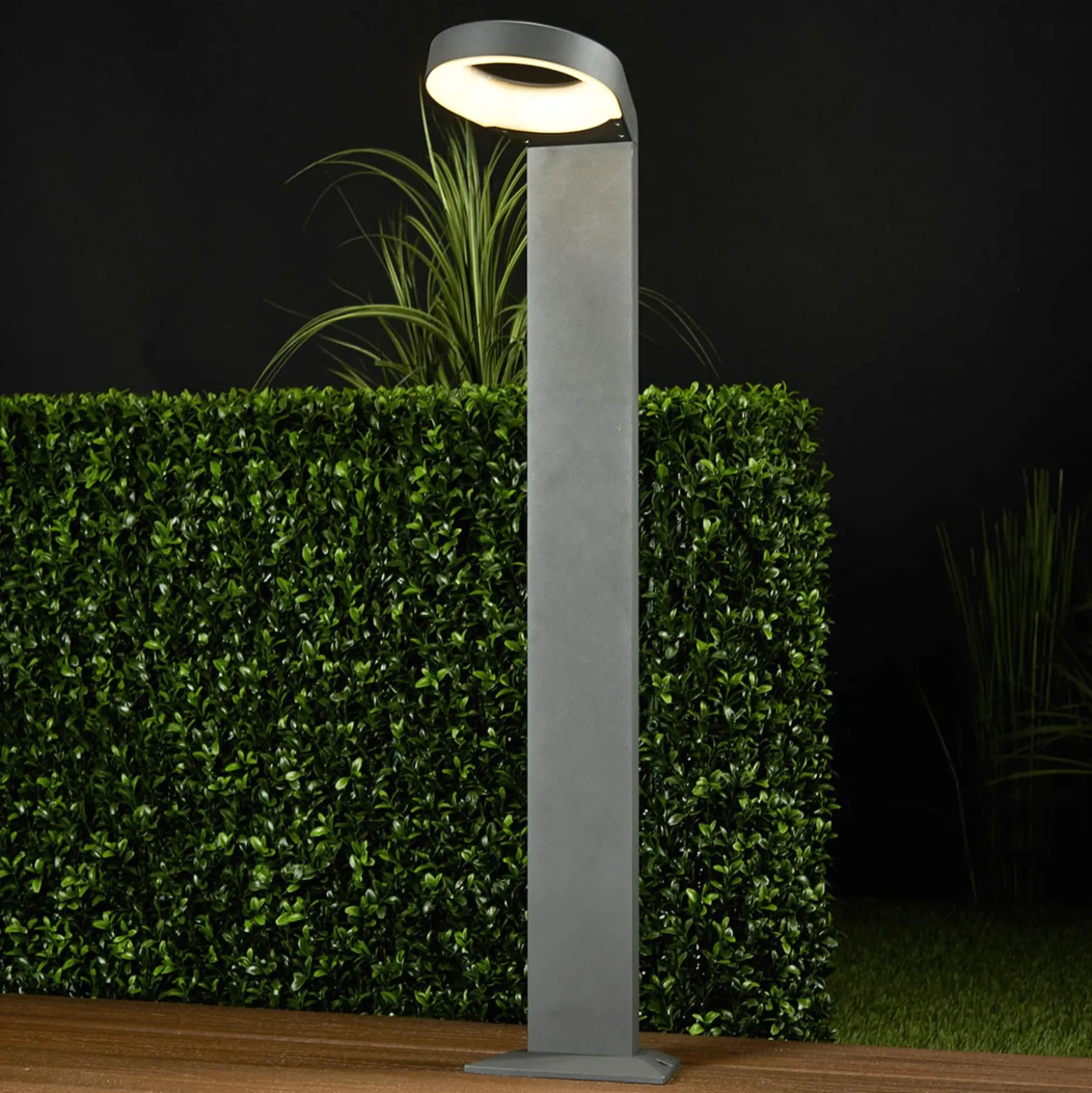 Moderne LED-Wegeleuchte Jarka